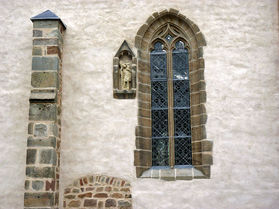 Abbau des Gerüstes an der Südseite (Foto: Karl-Franz Thiede)